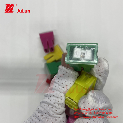 JCASE AutomaticStable Automotive Circuit Breakers z ochroną przed przeciążeniem i napięciem 32V