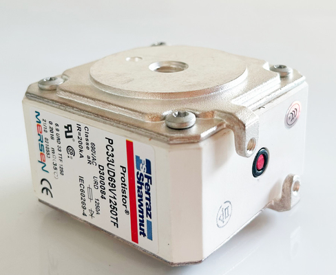 Ferraz D300084 oryginalne ceramiczne bezpieczniki pojazdów 1250A 690V 200KA DC prąd awaryjny