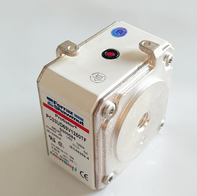 Ferraz D300084 oryginalne ceramiczne bezpieczniki pojazdów 1250A 690V 200KA DC prąd awaryjny