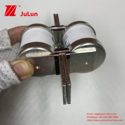 MUSSMANN 690V 630A Ceramic Copper Automotive Fuses 630MMT Twin Flat Plate Bolt Type Fuse Do ochrony pojazdów