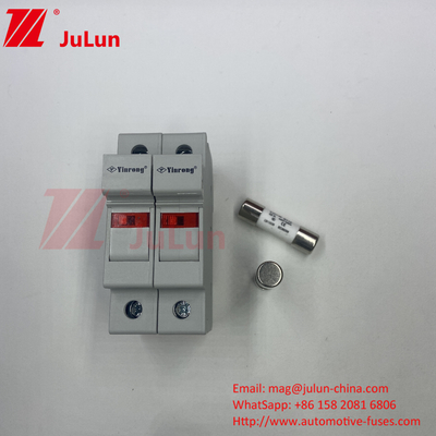 TUV CE 10*38mm DC 1000V bezpiecznik fotowoltaiczny topliwy 20A z ochroną uchwytu bezpiecznika LED dla falownika słonecznego