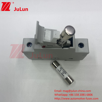 Profesjonalna Fabryka BYPV-18 1pole 16a 1000v Dc Din Rail Fuse Holder z 1500v Dc Fuse For Solar