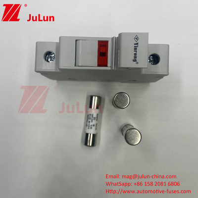 1500VDC Solar PV Fuse Holder with Fuse for Solar Photovoltaic Inverter