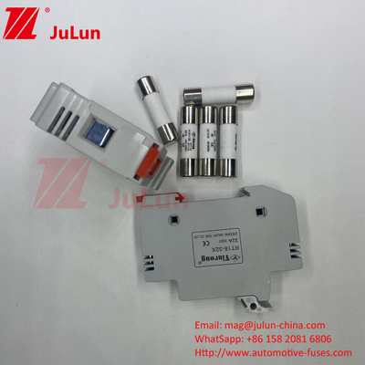 Zestaw uchwytów do bezpieczników słonecznych Pv Silver Solar Fuse / Din Rail Solar Fuse Range For Photovoltaic Bus Box