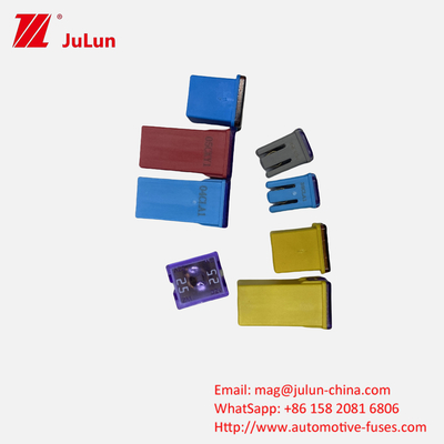 Littel Automobile Square Fuse 32V 58V Cigarette Lighter 495 Fuse Box 20A30A40A50A60A Importowane