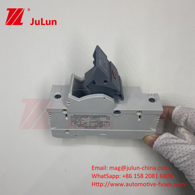 Chroniący certyfikowany DIN Rail Solar Fuse Holder dla paneli słonecznych RT18 AC Fuses Fast Blow Ceramic 22x58