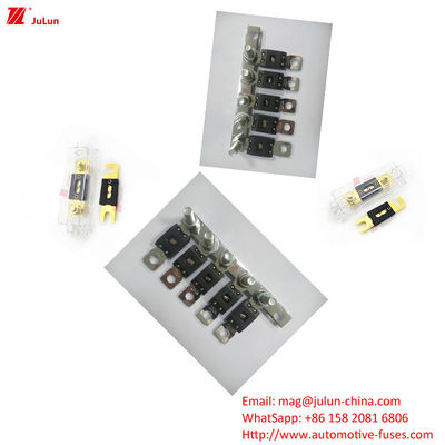 Bipolarne części zamienne samochodowe Plastic Housing Fuse Holder Nominalne napięcie 32V / 48V / 72V