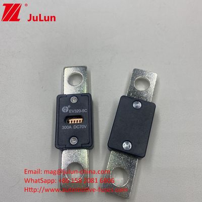 70VDC EV320-C Mini Blade Fuse 500A Nominalne napięcie 51mm Odległość do otworu