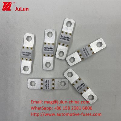 Metody montażu śruby 200A 125VDC Ceramic Vehicle Fuses High Current Rating For Short Circuit Protection