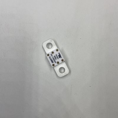 Ochrona 350A 150VDC Niewielkie ceramiczne bezpieczniki samochodowe Wysoki prąd nominalny Zalecany napięty moment obrotowy 11-13N·m