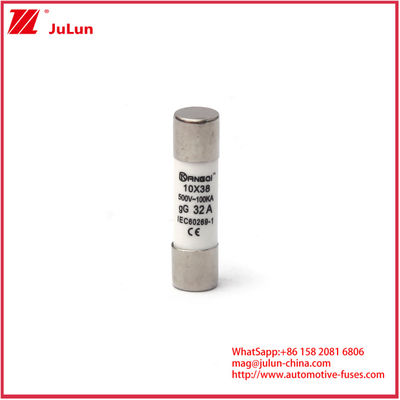 Ceramiczne bezpieczniki motoryzacyjne 20A 1000VDC PV FUSE Złamanie 10*38mm 14*51mm 20*65mm Pojemność z możliwością zastąpienia 1000VDC 10A 15A 25A 30A I normy bezpieczeństwa IEC