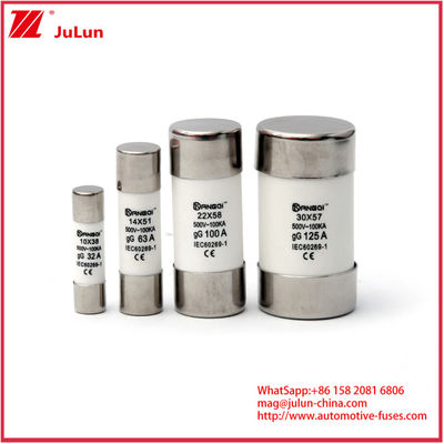 Ceramiczne bezpieczniki motoryzacyjne 20A 1000VDC PV FUSE Złamanie 10*38mm 14*51mm 20*65mm Pojemność z możliwością zastąpienia 1000VDC 10A 15A 25A 30A I normy bezpieczeństwa IEC