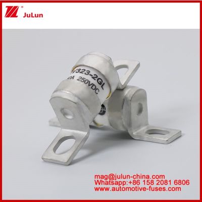 EV323-2GL 50A DC250VDC Tubular Ceramic Fuse Current Bolted Structure Resistant To Vibration Mechanical Shock EV lub HEV Kompaktowy rozmiar Wysokiej klasy pojazd elektryczny
