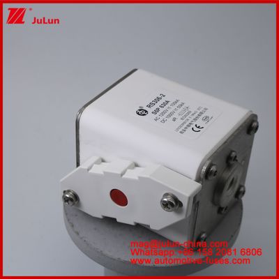 RS306-2 S5P 630A Pociąg pojazdu elektrycznego kwadratowy karemiczny bezpiecznik EV lub HEV Pociąg pojazdu elektrycznego DC dla EV HEV AC1250V 100KA DC1000V 50KA AR