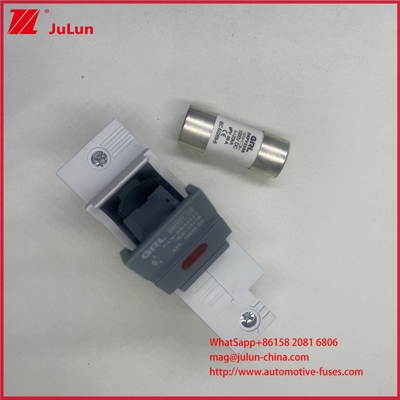 63A Uchwyt z bezpiecznikiem fotowoltaicznym 22*58mm 1000DC TUV CE Rozmiar złącza bezpiecznika dla normy GB/T14048.3
