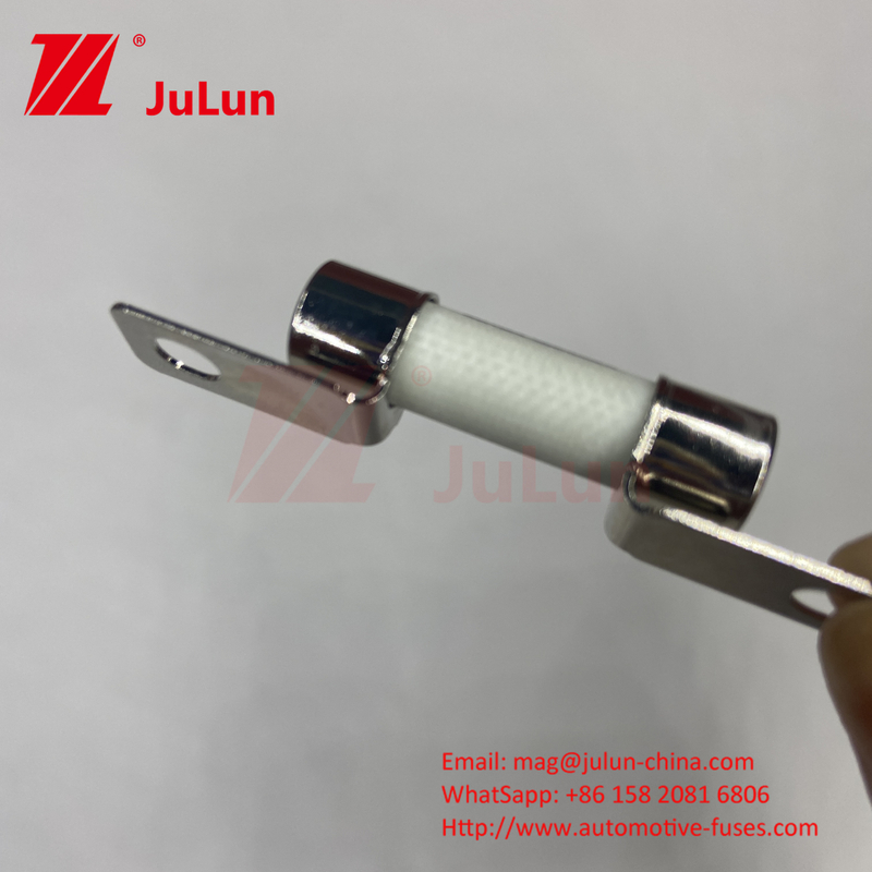 10A-100A EV Bolted Electric Vehicle Fuse 4. EV325 3EL DC750V 10A 15A 20A Z doskonałą odpornością na wibracje