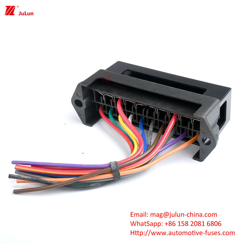 Eu UL Standard ANS Auto Parts Electronic Circuit Protection Terminal Current 32V30A-500A Pudełko bezpieczników