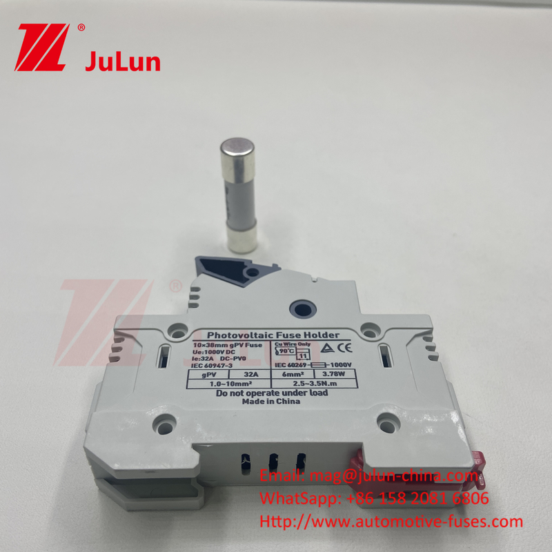 1000V Inwerter słoneczny fotowoltaiczny RT18 Seria 10x38 3P DIN Rail Mounted 32A Pojemność dla bezpiecznika 1500V