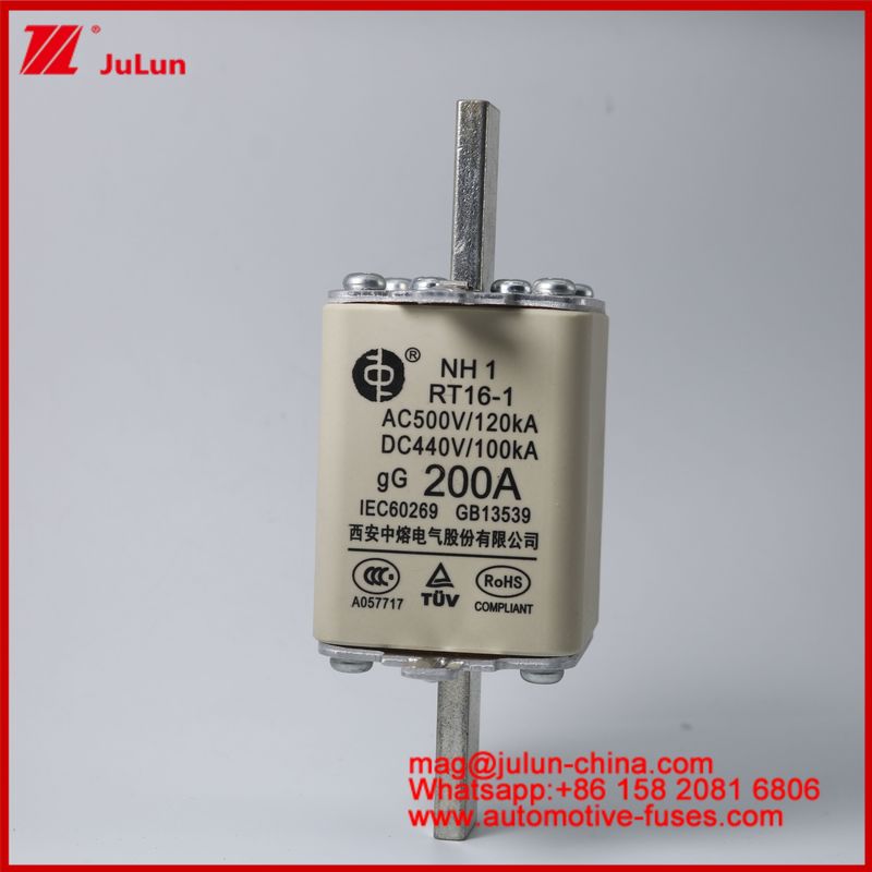 NH1 RT16-1 200A AC500V 120KA DC 440V 100KA Samochód Ceramiczne bezpieczniki samochodowe Blade Mount Dla pojazdów EV / HEV Małe rozmiary Wysoki prąd notowany Ochrona przed zwarciem