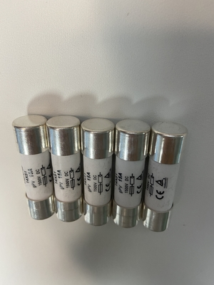 Cylindryczny bezpiecznik układu słonecznego i uchwyt bezpiecznika 14 * 51 mm 25 A 1500 V DC