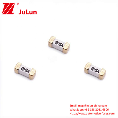 SMD UL VDE PSE KC CCC Zatwierdzone bezpieczniki PCB do montażu powierzchniowego 160mA ~ 15A Prąd znamionowy 15A 250V