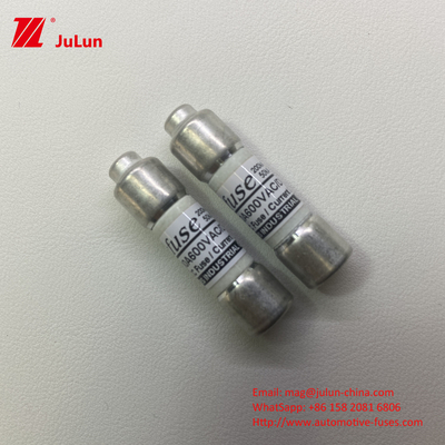 Zapewnienia ceramiczne PV: 0,1 ~ 30A 20A 25A Zapewnienia z uchwytem FUSE 50KA DC