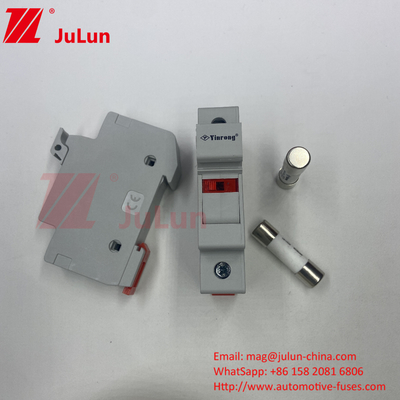 1000VDC 15A Solar PV Fuse Holder With Fuse Solar PV Fuses 6A 10A 15A 20A 25A 30A Wysokie napięcie dla systemu słonecznego