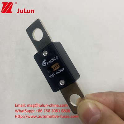 EV320-5C 300A 70VDC bezpieczniki do łopatek samochodowych z odległością otworu 51 mm i trybem instalacji śruby M8