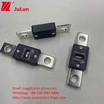 51mm Odległość otworu Automotive EV320*-5X 225A 70VDC bezpieczniki 68*19*10mm 6KA Pojemność przełomowa dla pojazdów wydajnych
