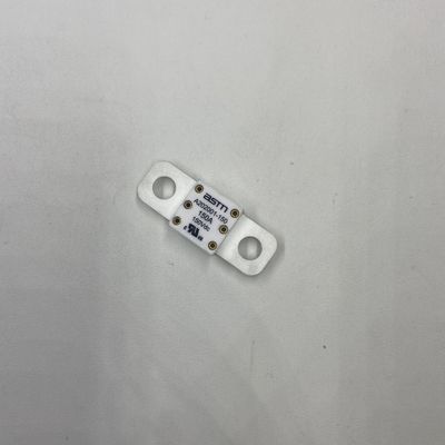 150A 150VDC Konwersja mocy Ceramiczne bezpieczniki samochodowe Wysoka zdolność rozbicia 16KA 20KA z zalecanym napięciem obrotowym 11-13N·m dla M8