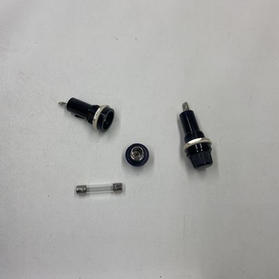 Utrzymujący bezpiecznik do rozwiązań montażowych płyt PCB Głowica typ 6*30mm