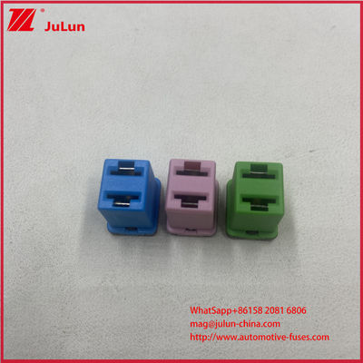 Niski profil Średni powolny wstrzyknięcie J Case Automotive blade Fuses Nominated Current 20A 25A 30A 40A 50A 60A Pojazdy Kompatibilność 0895050.U AUTO 50A 58VDC